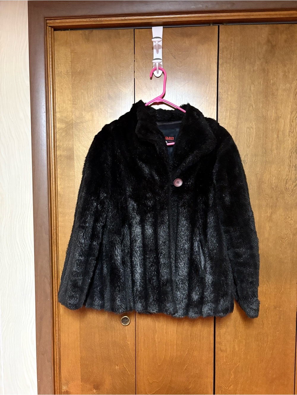 Wiman 1980’s Women’s Black Faux Fur Pea Coat